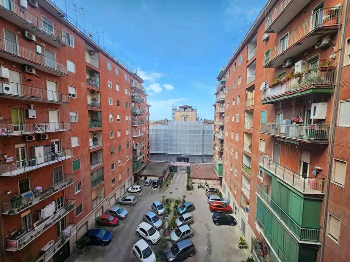 Appartamento trilocale in vendita in Via Roberto dAngiò, Santa Maria Capua Vetere