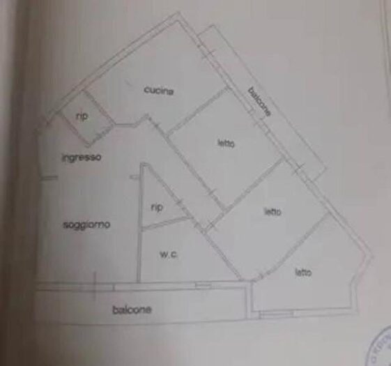 Appartamento con 5 locali in vendita in Via Roma, Albanella