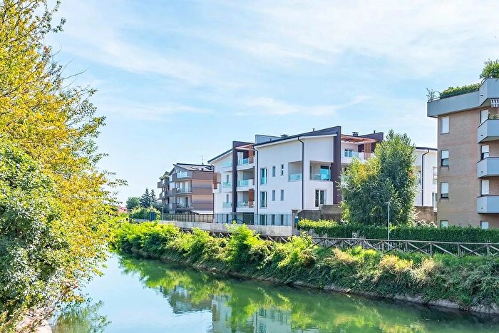 Appartamento trilocale in vendita in Lainate