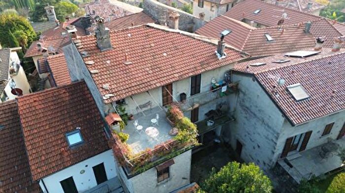 Appartamento trilocale in vendita in Via Camatte, Tremezzina