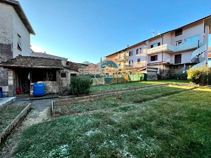 Case in Vendita e in Affitto - 3