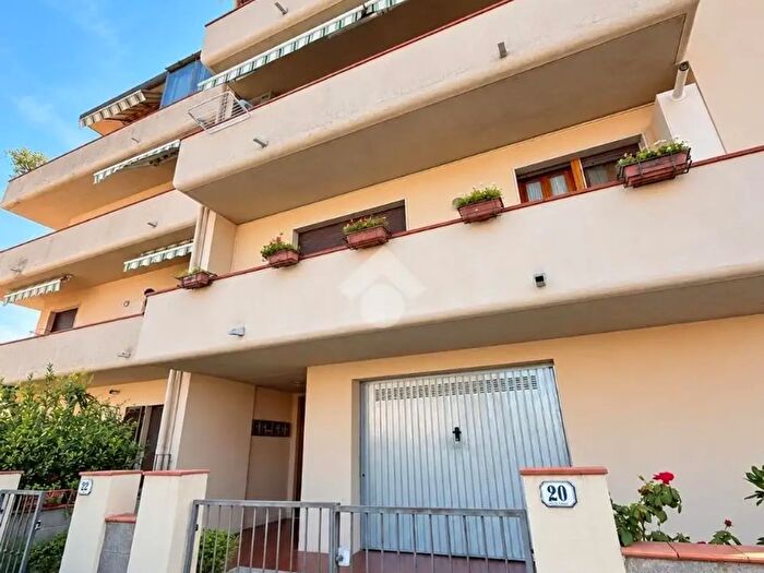 Appartamento con 5 locali in vendita in Via Giovanni Pascoli, Ponsacco