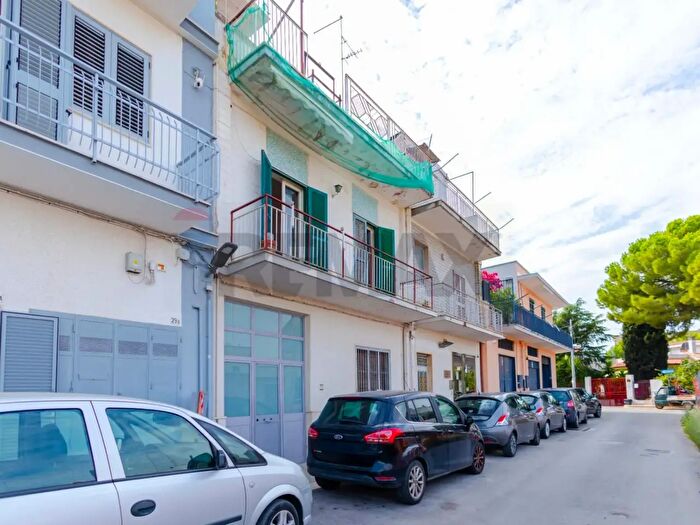 Appartamento trilocale in vendita in Via Vincenzo Modugno, Bitonto