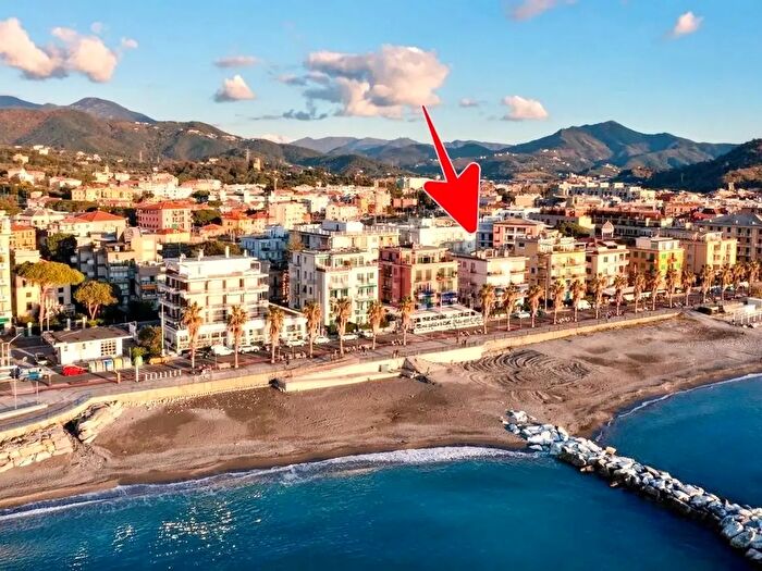 Appartamento bilocale in vendita in Viale Mazzini, Sestri Levante