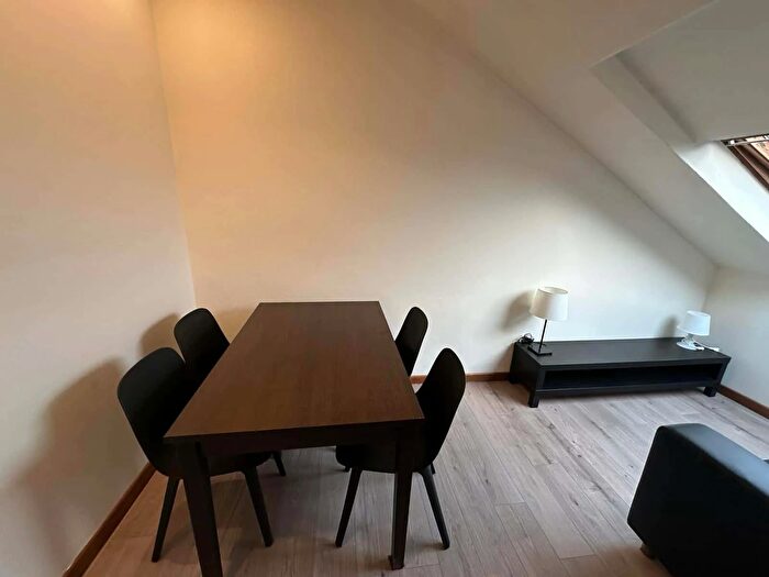 Appartamento monolocale in affitto in Via Sardegna, Milano