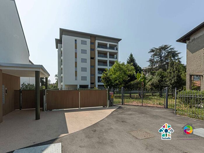 Appartamento trilocale in affitto in Via Luigi Boccherini, Cazzaniga Ospedale, Monza