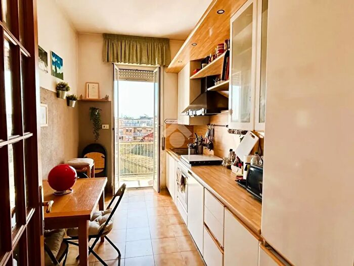 Appartamento bilocale in vendita in Via delle Vigne Nuove, Roma