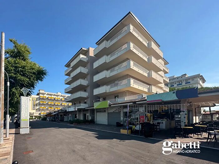 Appartamento trilocale in vendita in Viale Gabriele d'Annunzio, Riccione
