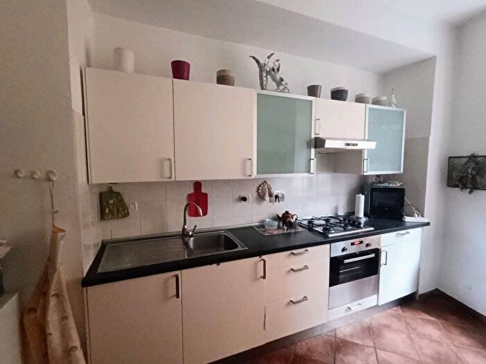 Appartamento trilocale in affitto in Piazza Catena, Centro Storico, Asti