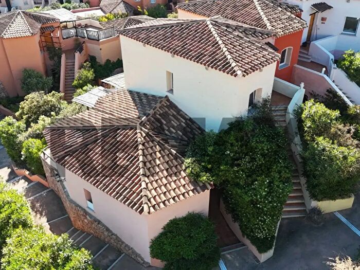 Casa bilocale in vendita in Trinità d'Agultu e Vignola