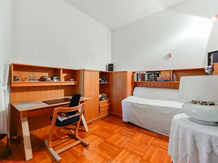 Appartamento trilocale in vendita in Viale Andrea Doria, Milano