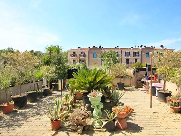 Appartamento trilocale in vendita in Corso Carlo Alberto, Ancona