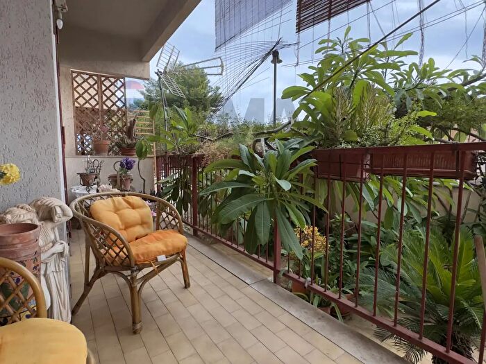 Appartamento con 5 locali in vendita in Via Calcante, Palermo