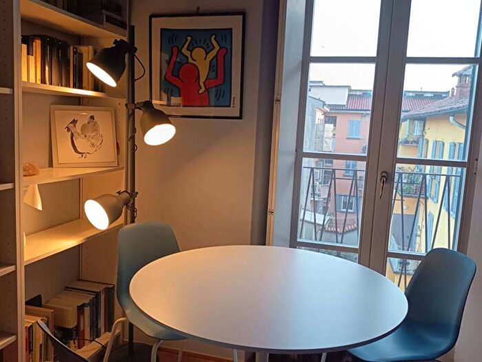 Appartamento trilocale in affitto in Via Alboino, Centro Storico, Pavia