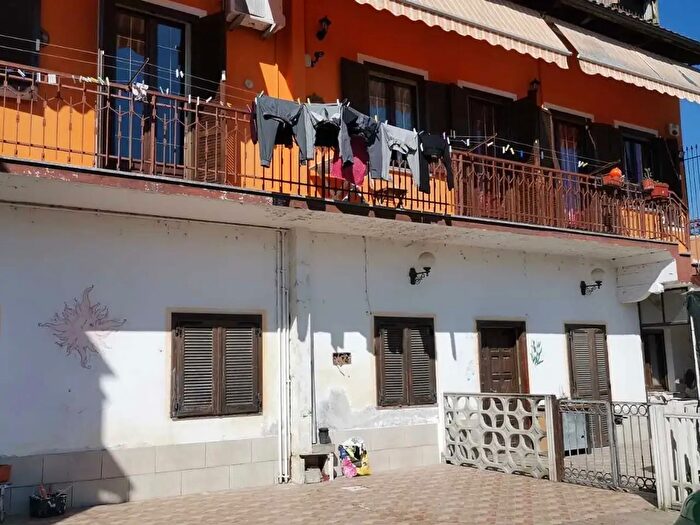 Appartamento quadrilocale in vendita in Frazione Pratoregio, Chivasso