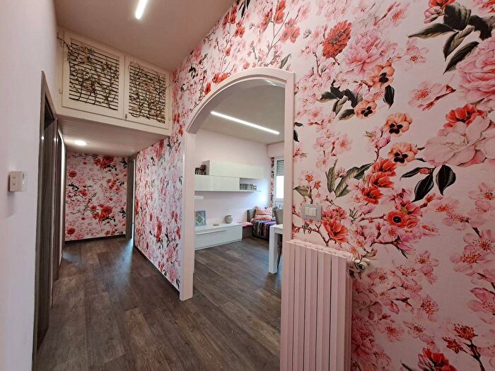 Appartamento trilocale in affitto in Viale Romagna, Milano Marittima, Cervia