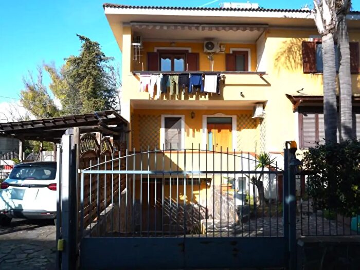 Casa quadrilocale in vendita in Via Spineta, Battipaglia