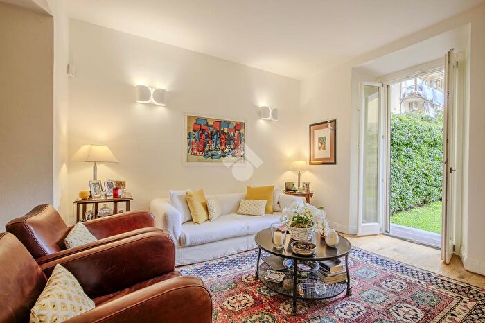 Appartamento con 5 locali in vendita in Via degli Artisti, Firenze