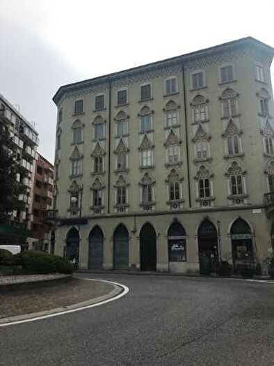 Appartamento trilocale in affitto in Via Giulia, Giardino Pubblico, Trieste