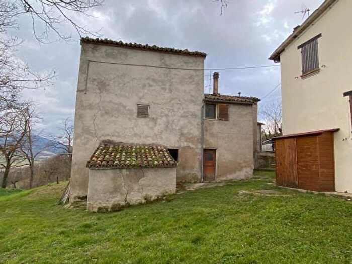 Appartamento con 5 locali in vendita in Urbania