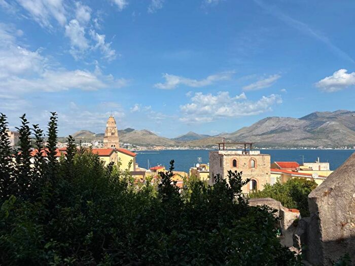 Appartamento quadrilocale in affitto in Via Pio IX, Gaeta