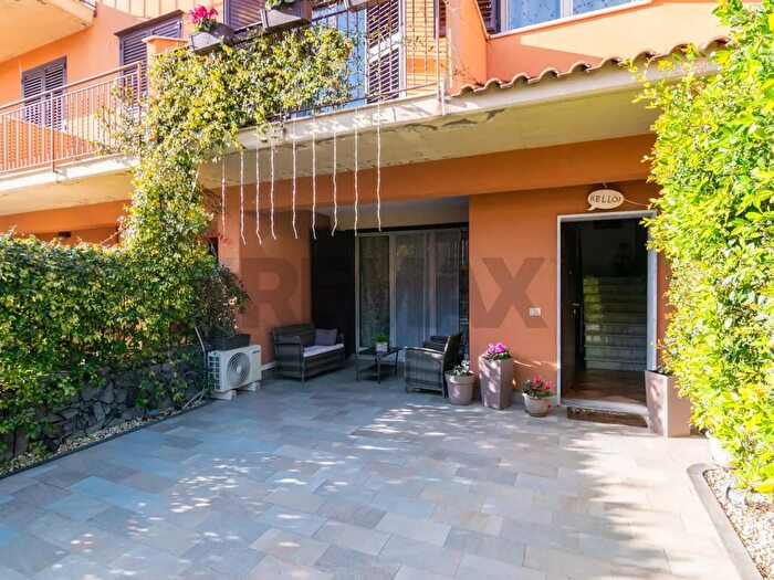 Casa con 5 locali in vendita in Via Aldo Moro, Mascalucia