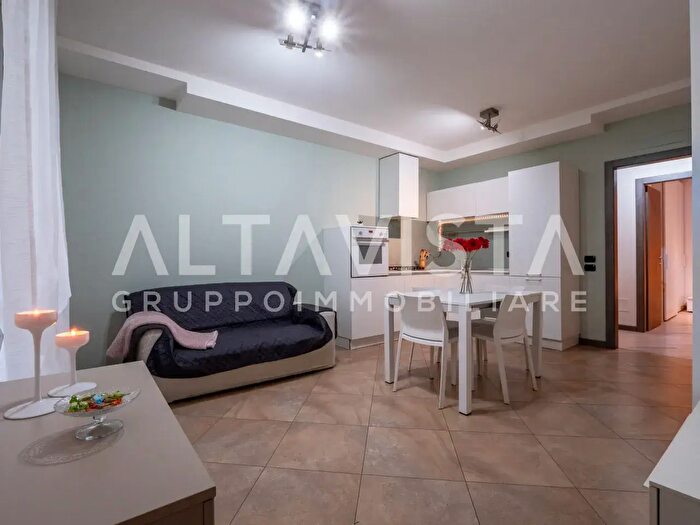 Appartamento trilocale in vendita in Via Giuseppe Garibaldi, Prevalle