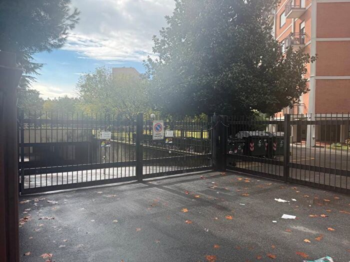 Appartamento trilocale in affitto in Corso Lucio Quinzio Cincinnato, Lucento, Torino