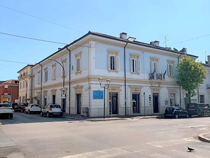 Appartamento quadrilocale in affitto in Avezzano