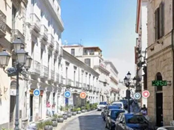 Appartamento trilocale in vendita in Corso Giuseppe Mazzini, Catanzaro