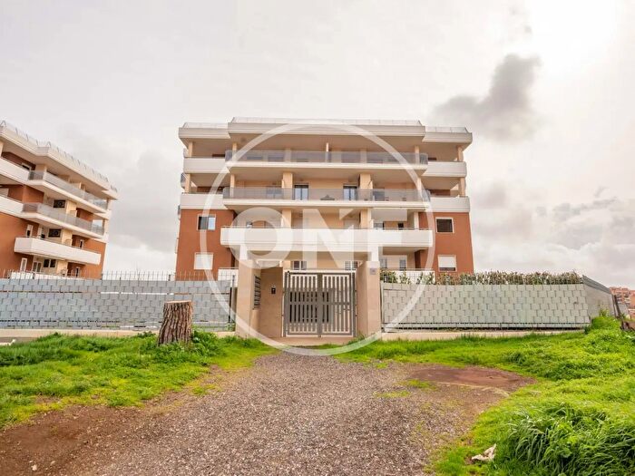 Appartamento bilocale in affitto in Via Giovanni Artieri, Roma