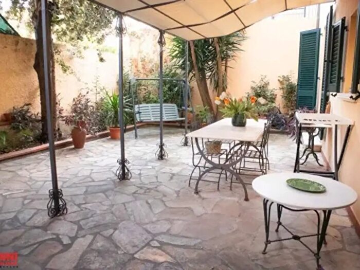 Appartamento con 6 locali in vendita in Viale della Vittoria, Cecina