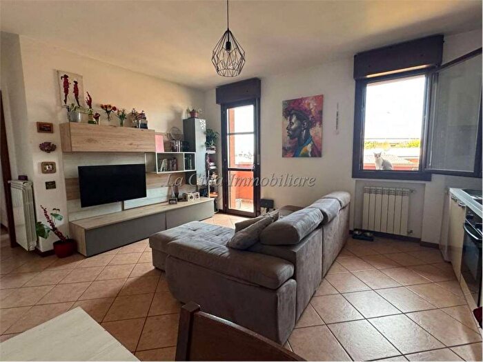 Appartamento bilocale in affitto in Torrion Quartara, Novara
