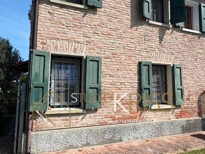 Casa trilocale in affitto in Via Ponte Assa, Quartesana, Ferrara