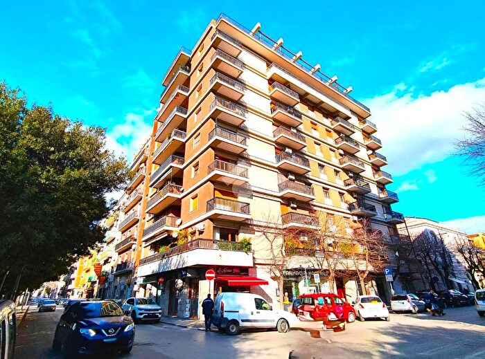 Appartamento quadrilocale in vendita in Via Marchese De Rosa, Foggia