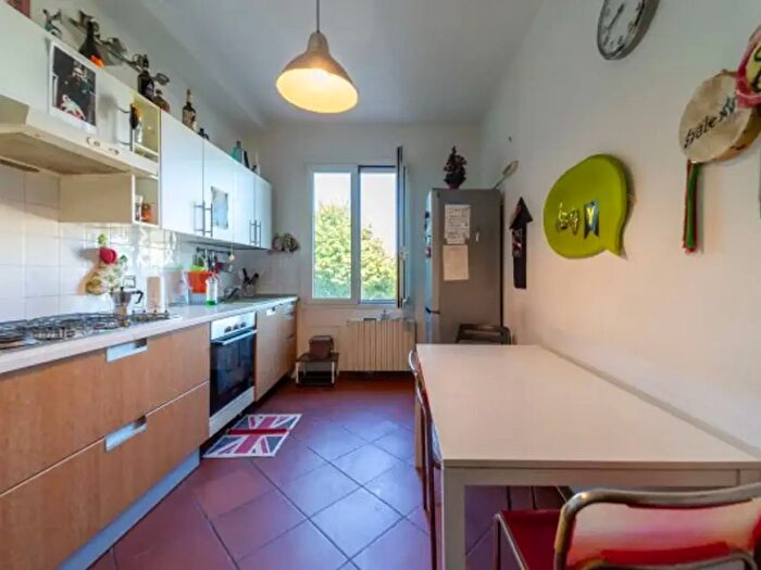 Appartamento quadrilocale in vendita in Viale Osacca, Parma
