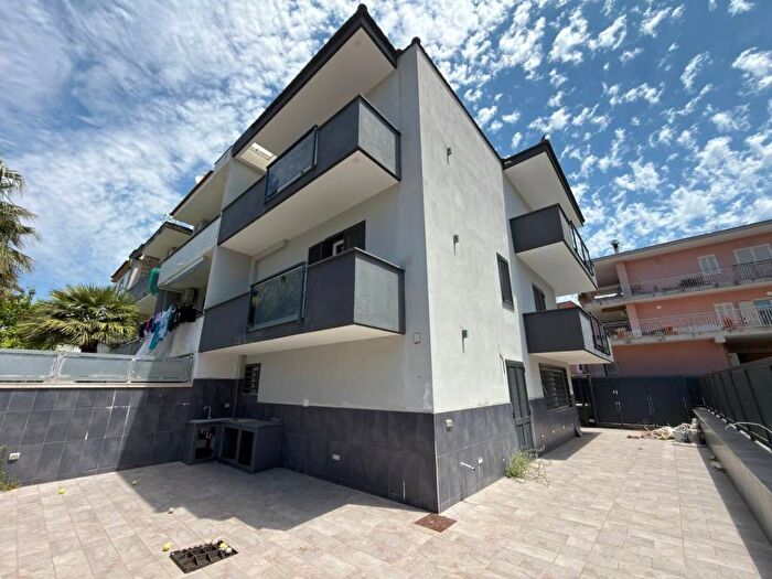 Casa con 5 locali in affitto in Corso Italia, Centro, Mugnano di Napoli