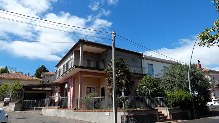 Appartamento quadrilocale in vendita in Ss, Castiglione Di Sicilia