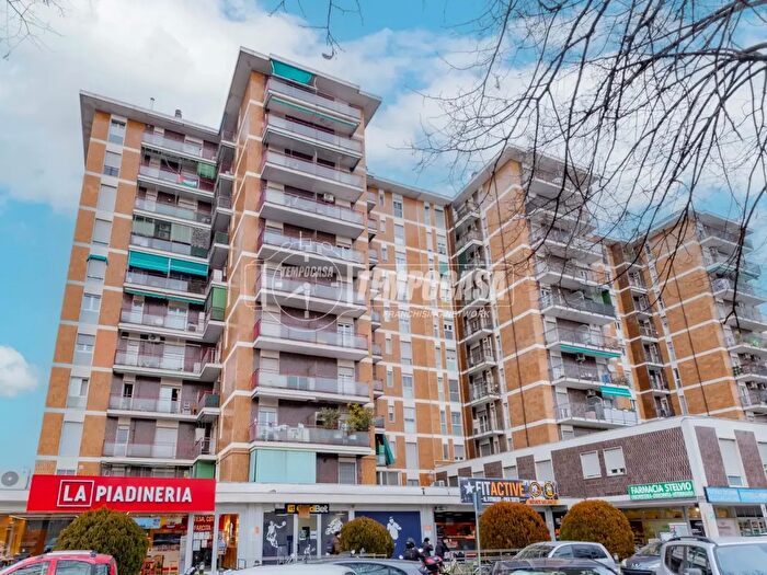 Appartamento bilocale in vendita in Via Stelvio, Novate Milanese