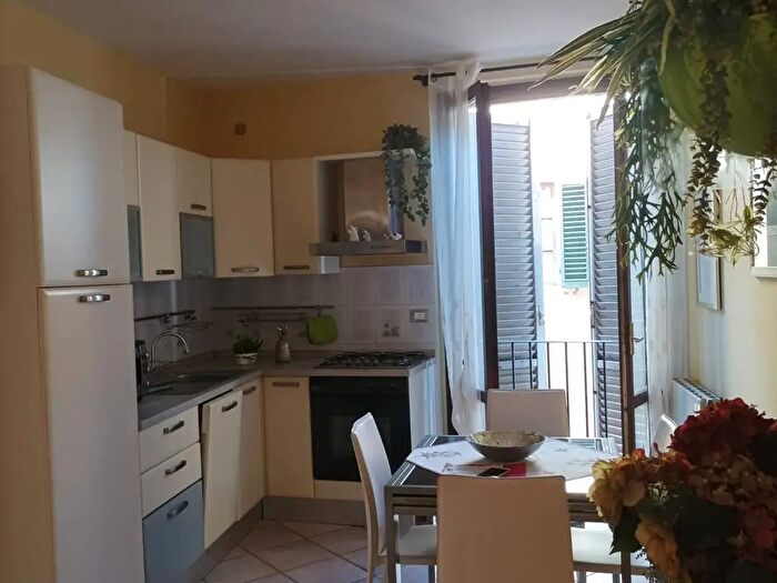 Appartamento trilocale in affitto in Poggibonsi