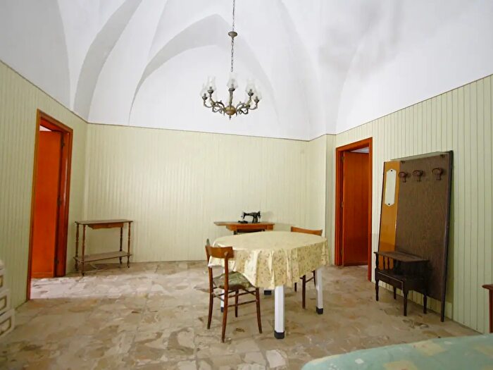 Casa con 5 locali in vendita in Via Grappa, Tuglie