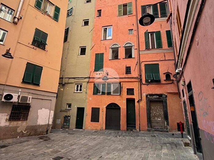 Appartamento bilocale in affitto in Abitazione Piazza di Metelino, Prè, Genova