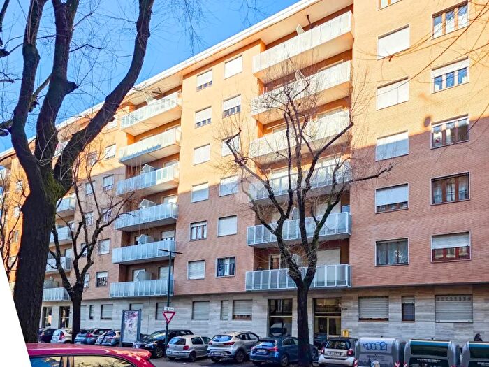 Appartamento bilocale in vendita in Via Breglio, Torino