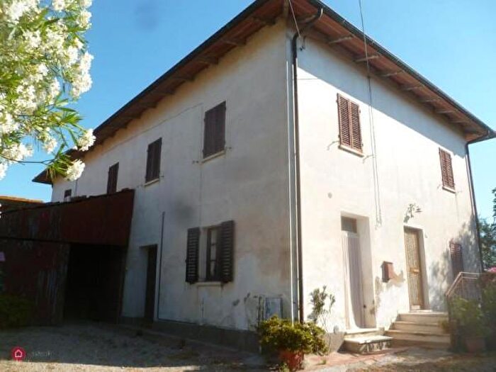 Casa con 6 locali in vendita in Valiano, Montepulciano