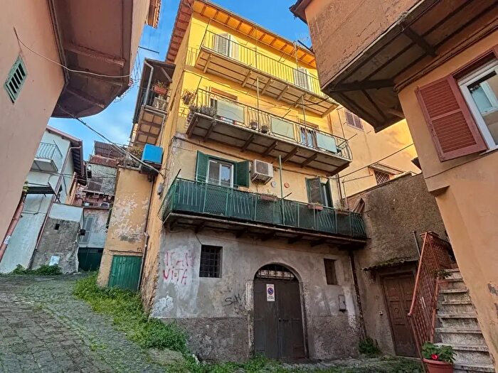 Appartamento trilocale in vendita in Via Santovetti Antonio, Rocca Di Papa