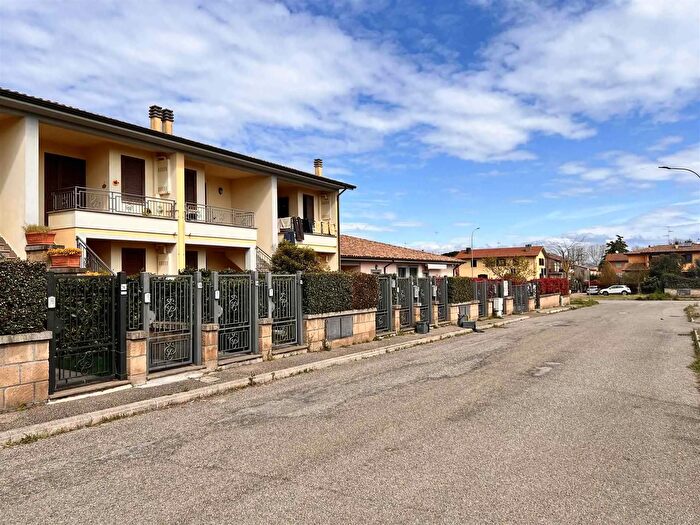 Appartamento bilocale in vendita in Capodimonte, Capodimonte