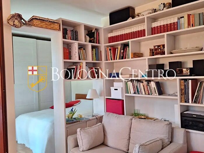 Appartamento monolocale in vendita in Via Giorgio Perlasca, Bologna