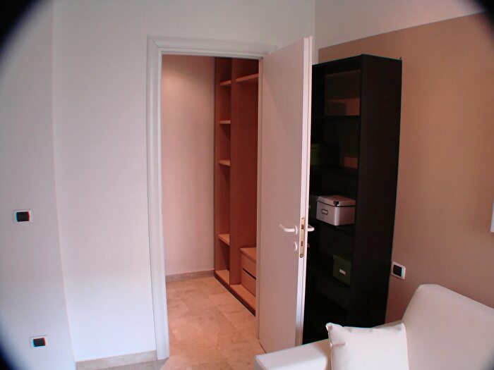 Appartamento monolocale in affitto in Via Abano, Milano