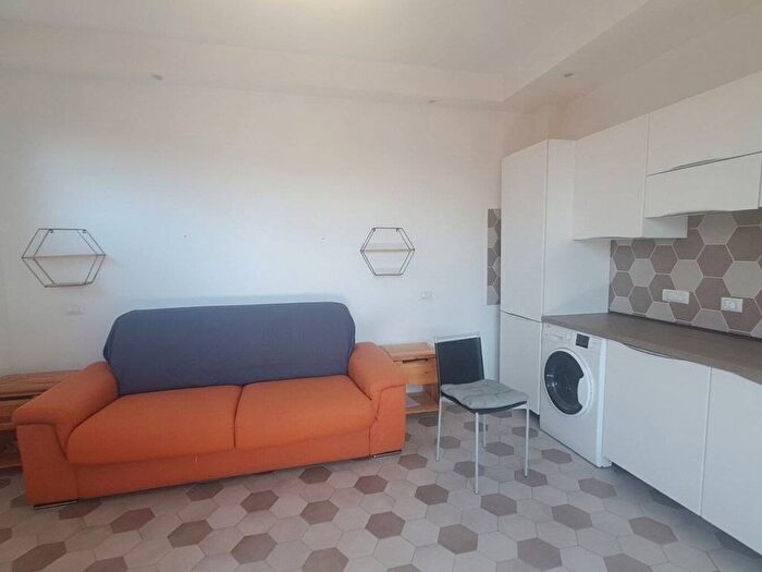 Appartamento monolocale in affitto in Via del Pratello, San Felice, Bologna