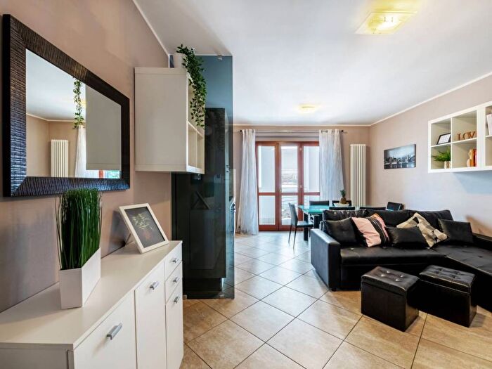 Appartamento trilocale in affitto in Via Giovanni Pascoli, Centro, Grottammare